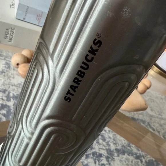 Starbucks Stainless Steel Curved Tumbler (16 oz) - Picture 2 of 6
